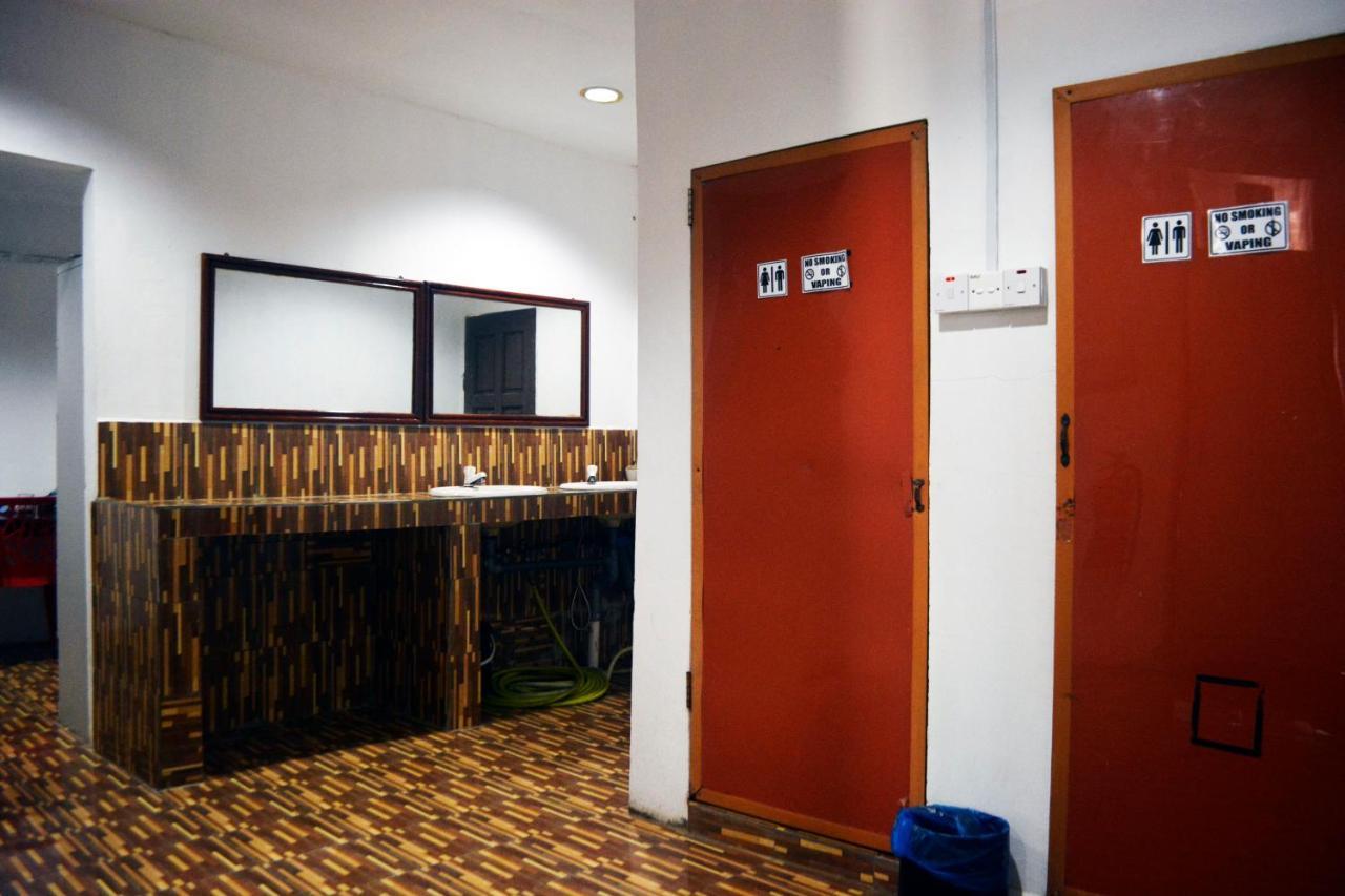 Warisan Family Inn Semporna Ngoại thất bức ảnh