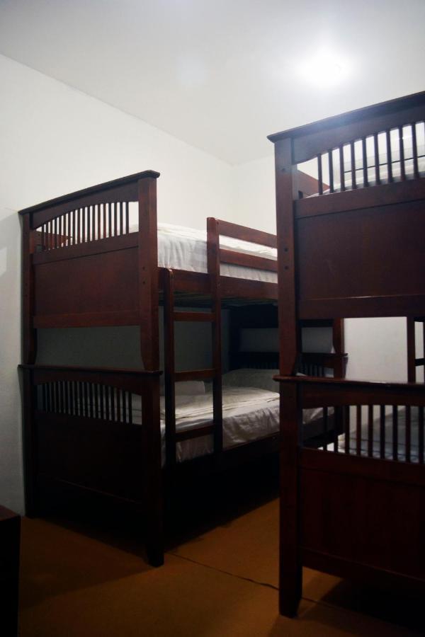 Warisan Family Inn Semporna Ngoại thất bức ảnh