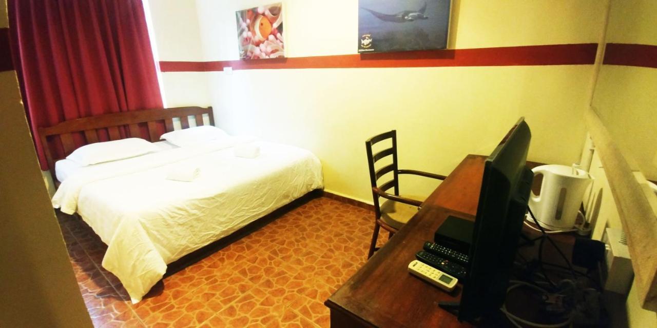 Warisan Family Inn Semporna Ngoại thất bức ảnh